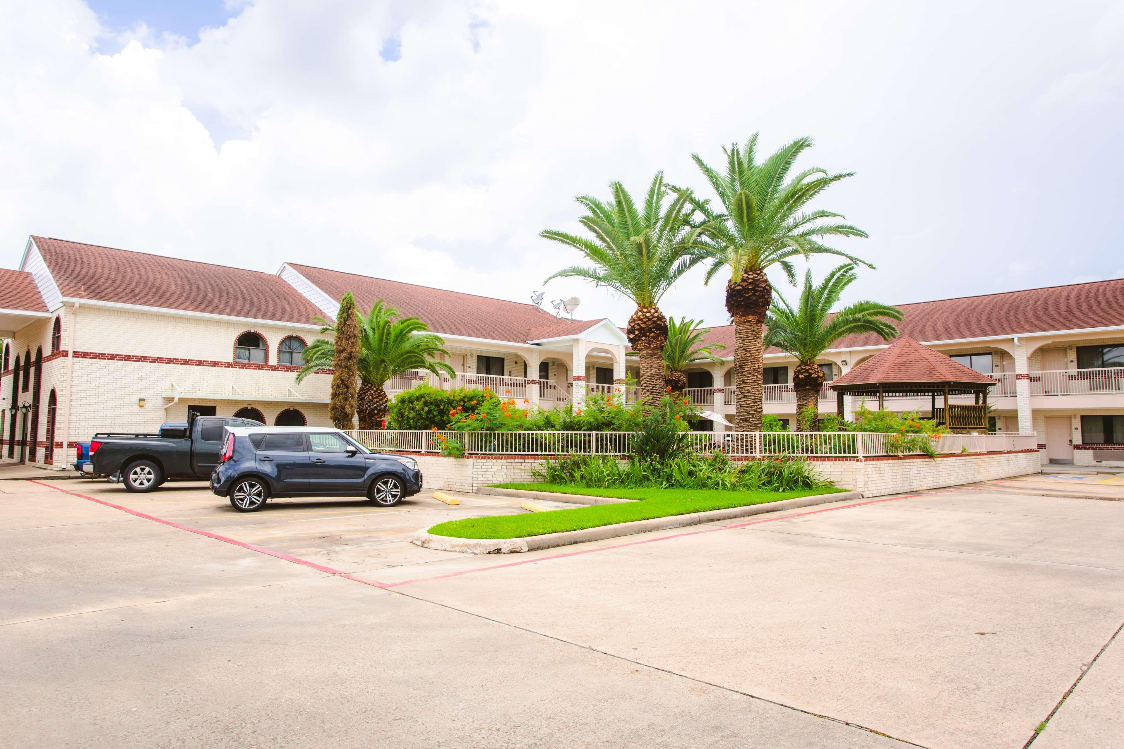 Best Western Pearland Inn Exteriér fotografie